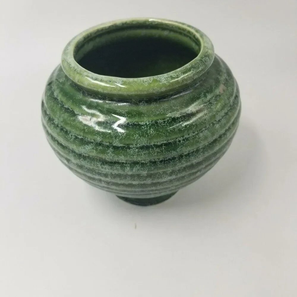 Hull Art Pottery Vintage Hull Beehive Planter 418 Urn Vase Green USA